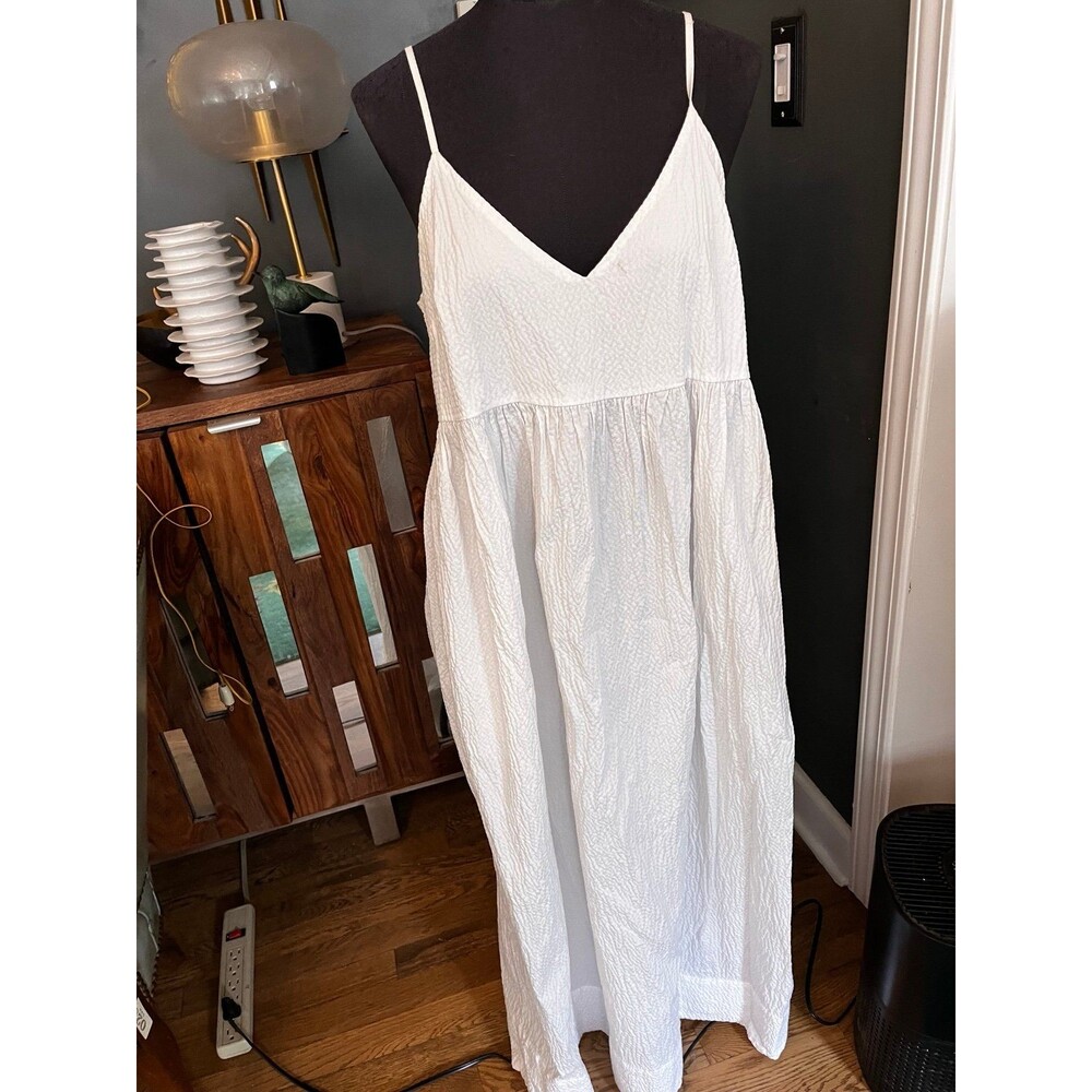 White Seersucker Textured Maxi Summer Sun Cruise Festival Dress A New Day Sz L